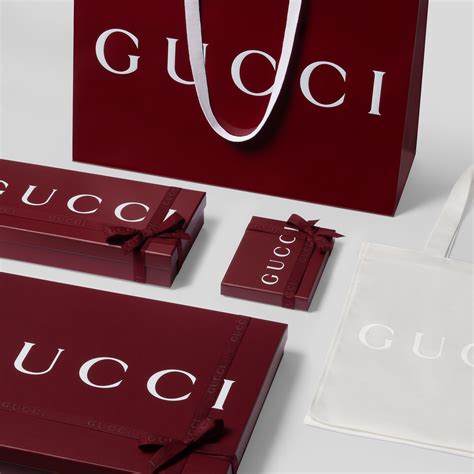 gucci marka yüzü|gucci red packagins.